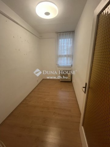 Kiadó téglalakás, albérlet, Budapesten, XXII. kerületben