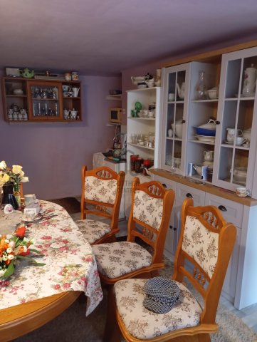 Eladó családi ház, Szekszárdon 21 M Ft, 2 szobás