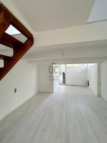 Eladó családi ház, Budakeszin 36 M Ft, 1 szobás