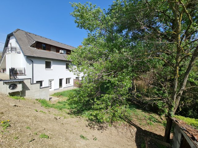 Eladó téglalakás, Ercsiben 45.5 M Ft, 3 szobás
