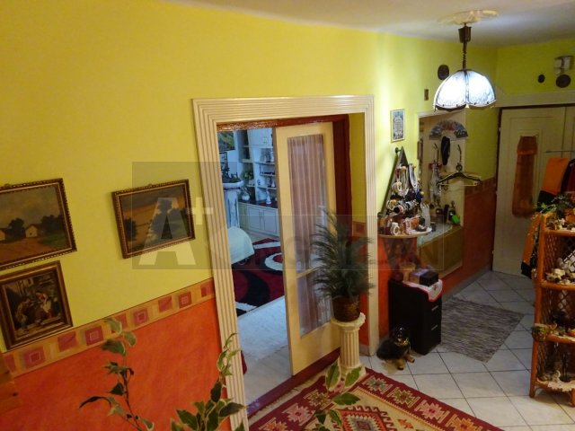 Eladó családi ház, Tiszaszigeten 42.5 M Ft, 6 szobás