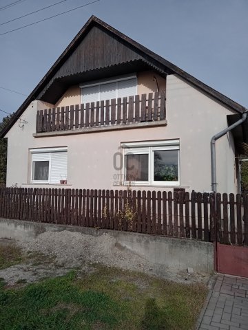 Eladó családi ház, Csévharaszton 68.9 M Ft, 3 szobás