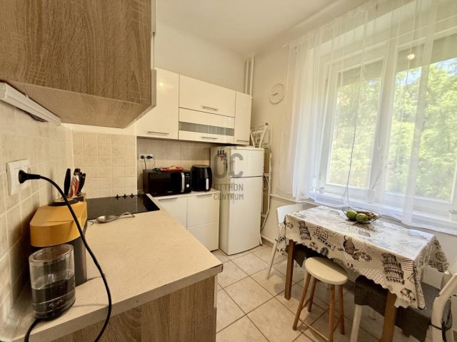 Eladó téglalakás, Budapesten, XI. kerületben 98.5 M Ft, 2 szobás