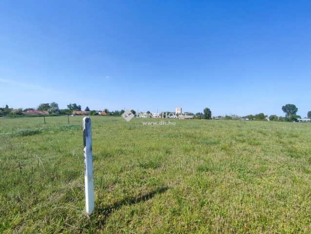 Eladó ipari ingatlan, Kecskeméten 170 M Ft / költözzbe.hu