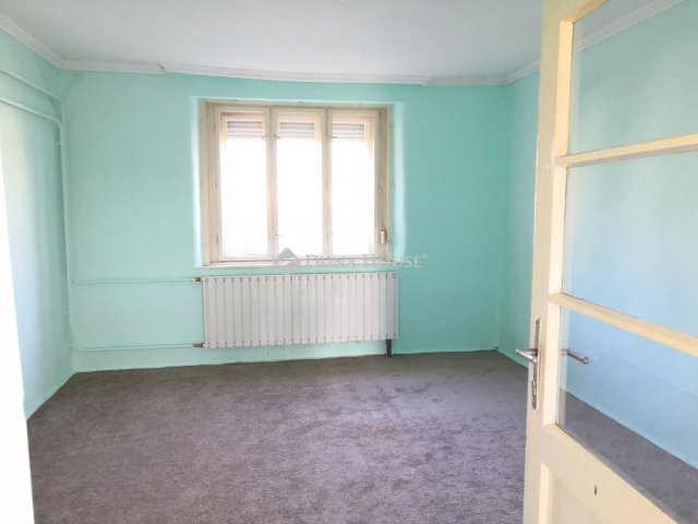 Eladó családi ház, Egyeken 10.9 M Ft, 2 szobás