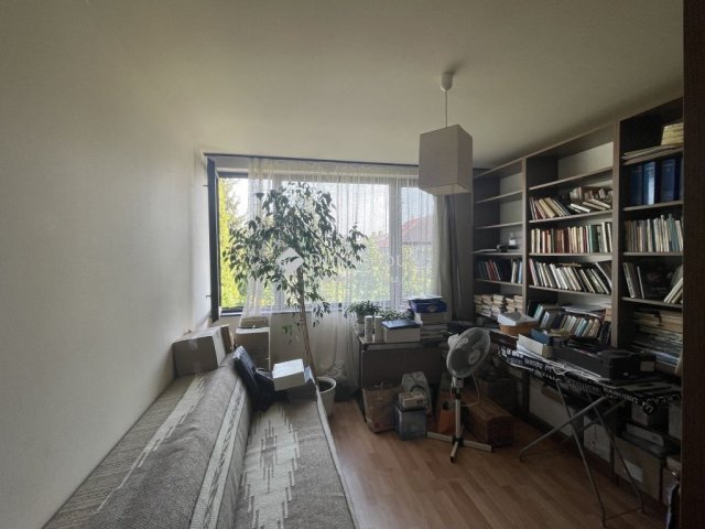 Eladó sorház, Tatán 80 M Ft, 8 szobás / költözzbe.hu