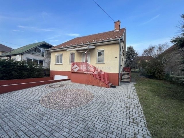 Eladó családi ház, Maglódon 137.9 M Ft, 4 szobás