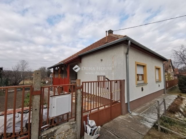 Eladó családi ház, Lakitelken 31.5 M Ft, 3 szobás