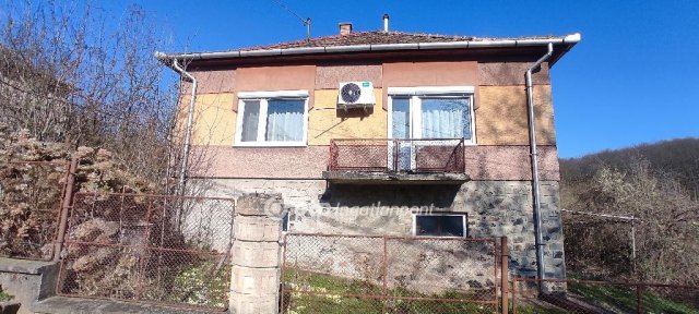 Eladó családi ház, Salgótarjánban 19.8 M Ft, 3 szobás