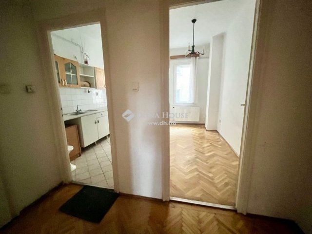 Eladó téglalakás, Budapesten, XII. kerületben 97.9 M Ft