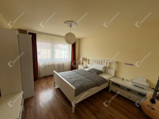 Eladó családi ház, Sopronban 145 M Ft, 5 szobás