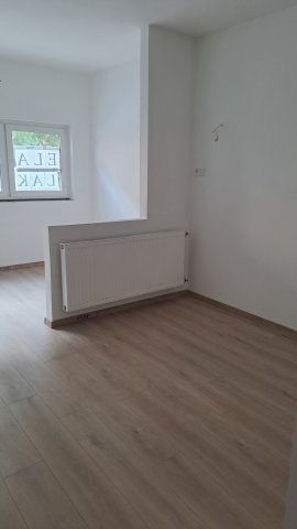 Eladó téglalakás, Nyíregyházán 33.5 M Ft, 1+1 szobás
