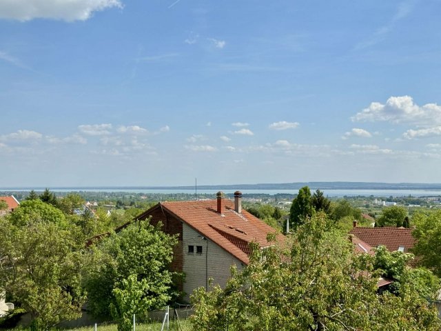 Eladó családi ház, Cserszegtomajon 125 M Ft, 5+1 szobás