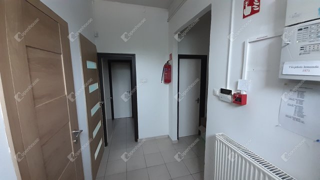 Eladó ipari ingatlan, Pápán 77 M Ft / költözzbe.hu
