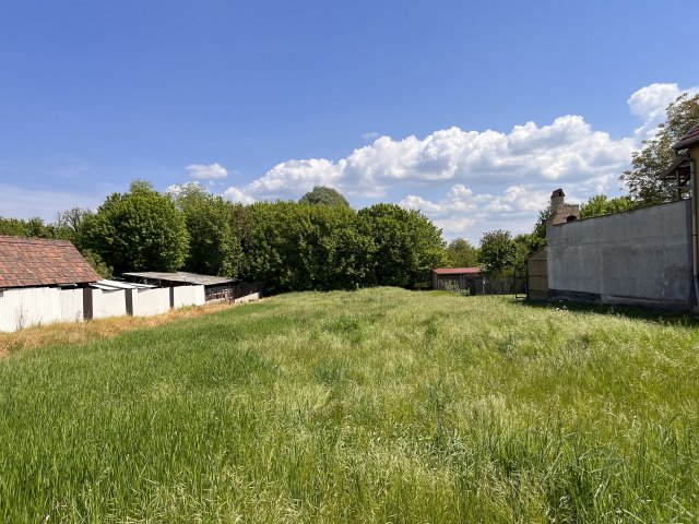 Eladó telek, Budapesten, XV. kerületben 79 M Ft