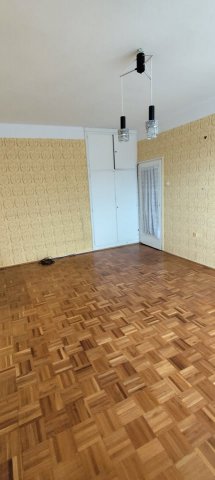 Eladó téglalakás, Veszprémben 43 M Ft, 2 szobás