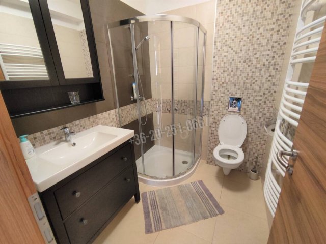 Kiadó téglalakás, albérlet, Mohácson 130 E Ft / hó, 3 szobás