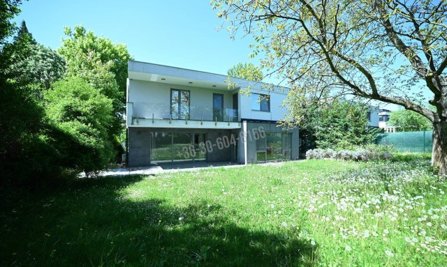 Kiadó családi ház, albérlet, Budapesten, II. kerületben
