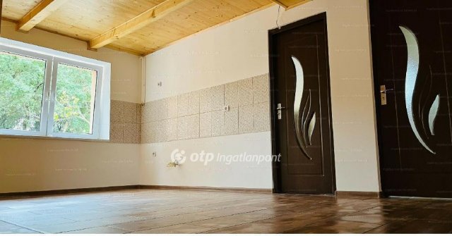 Eladó családi ház, Hajdúnánáson 50 M Ft, 4 szobás