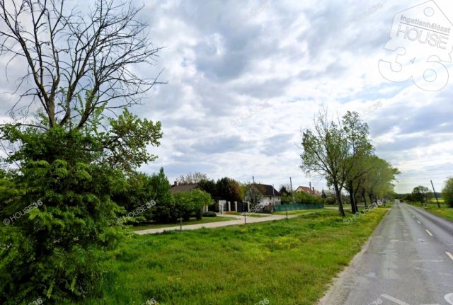 Eladó családi ház, Kecskeméten 29.9 M Ft, 1 szobás