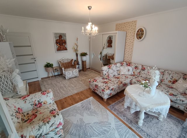 Eladó panellakás, Debrecenben 67 M Ft, 1+2 szobás