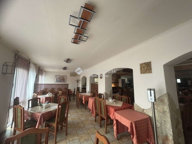 Eladó üzlethelyiség, Vecsésen 310 M Ft / költözzbe.hu