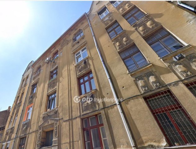 Eladó téglalakás, Budapesten, VIII. kerületben 31.9 M Ft
