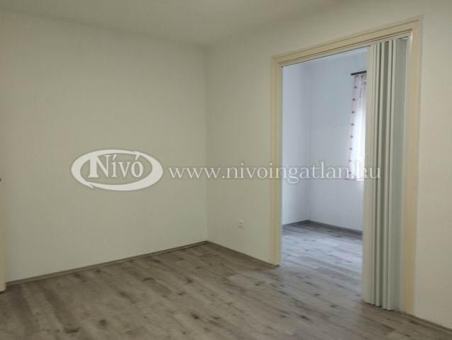 Kiadó téglalakás, albérlet, Veszprémben 160 E Ft / hó