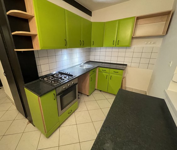 Kiadó panellakás, albérlet, Székesfehérvárott 140 E Ft / hó