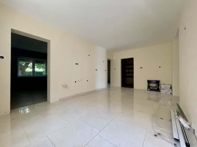 Eladó családi ház, Dombóváron 60.5 M Ft, 5 szobás