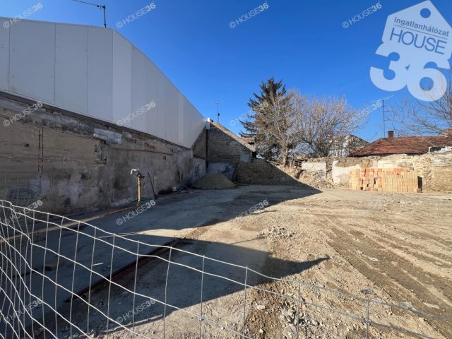 Eladó telek, Kecskeméten 32 M Ft / költözzbe.hu