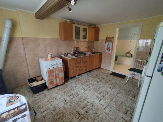 Eladó családi ház, Nagykőrösön 30.5 M Ft, 2 szobás