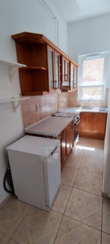 Kiadó téglalakás, albérlet, Budapesten, VI. kerületben
