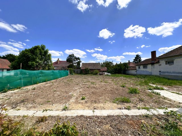 Eladó telek, Sarkadon 1.2 M Ft / költözzbe.hu