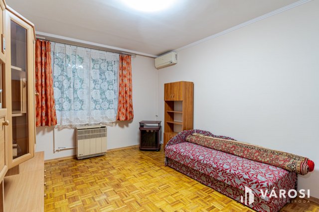 Kiadó téglalakás, albérlet, Szegeden 129 E Ft / hó, 2 szobás