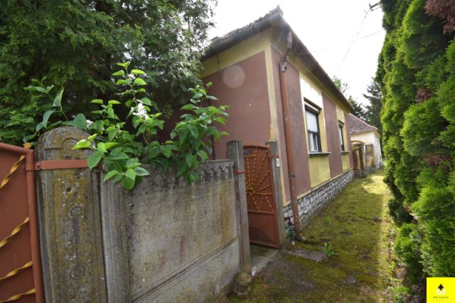 Eladó családi ház, Bükön 29.9 M Ft, 4 szobás