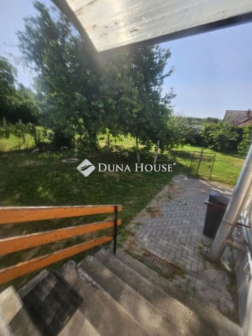 Eladó családi ház, Hajmáskéren 62.9 M Ft, 3 szobás