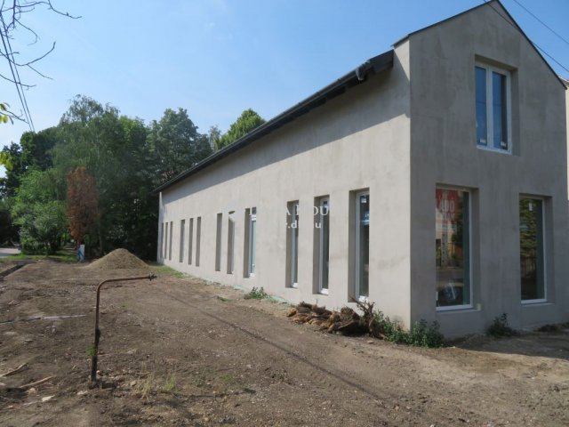 Eladó ikerház, Szegeden, Thököly utcában 65.9 M Ft, 3 szobás
