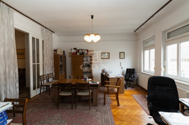 Eladó iroda, Budapesten, V. kerületben 185 M Ft, 3+1 szobás