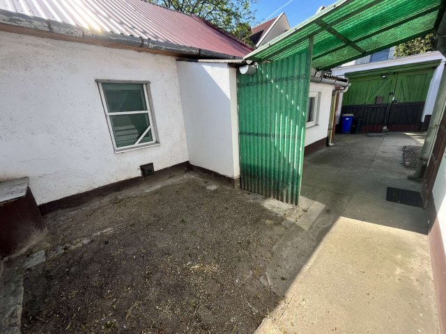 Eladó családi ház, Kecskeméten 39.9 M Ft, 3 szobás