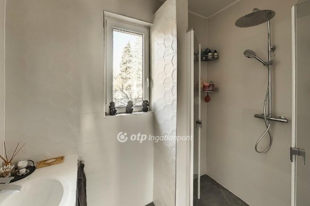 Eladó téglalakás, Budapesten, XVI. kerületben 149.9 M Ft