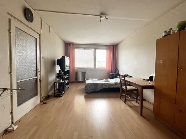 Eladó panellakás, Budapesten, III. kerületben 53.9 M Ft