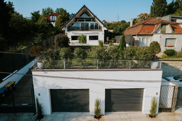 Eladó családi ház, Budapesten, III. kerületben 383.8 M Ft