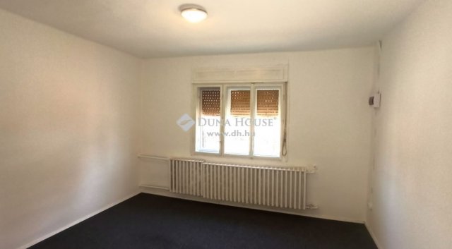 Eladó mezogazdasagi ingatlan, Tiszakécskén 32 M Ft, 4 szobás