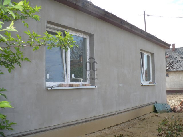 Eladó családi ház, Bagaméren 24.999 M Ft, 3 szobás