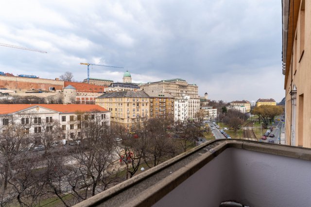 Eladó téglalakás, Budapesten, I. kerületben, Krisztina körúton