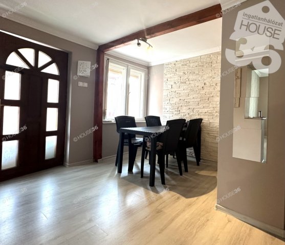 Eladó családi ház, Kecskeméten 51.5 M Ft, 3 szobás
