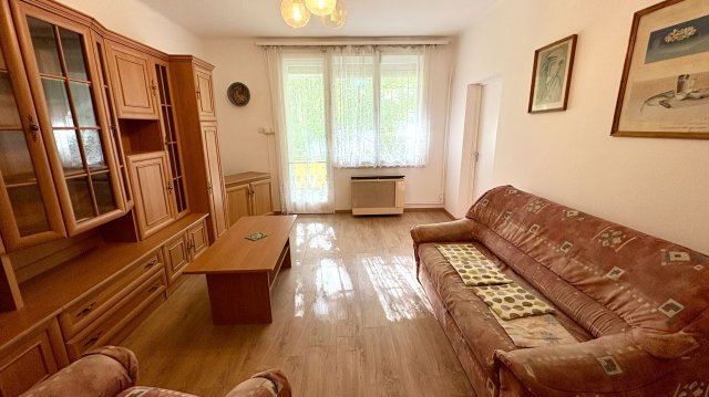 Kiadó téglalakás, albérlet, Debrecenben 180 E Ft / hó, 2 szobás