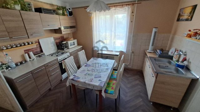 Eladó családi ház, Újszilváson 23.9 M Ft, 2 szobás