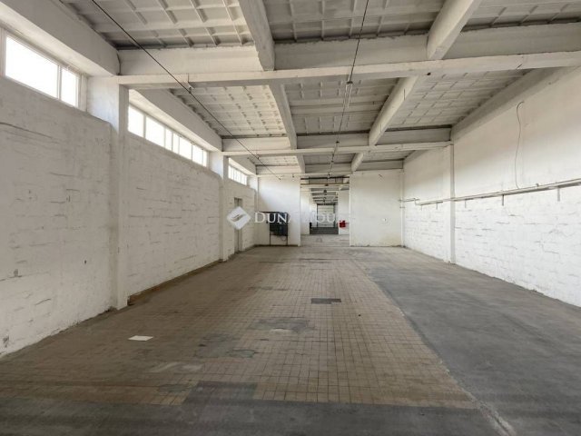 Kiadó ipari ingatlan, Tatán 4835 E Ft / hó / költözzbe.hu